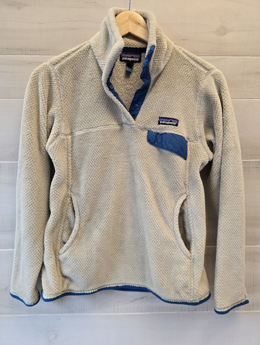 {S} Patagonia Women's Re-Tool Snap-T Pullover Cream Blue